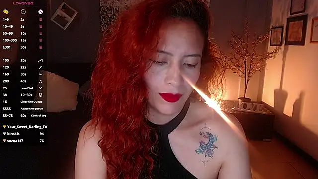 Snapshot of sahra_taylor_ chatting on 03/19/25, 08:22 sahra taylor online show from 03/19/25, 08:22