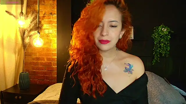 Snapshot of sahra_taylor_ chatting on 11/06/25, 02:18 sahra taylor online show from 11/06/25, 02:18