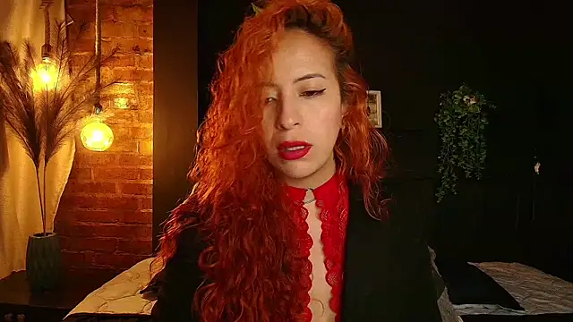 Snapshot of sahra_taylor_ chatting on 11/12/25, 02:06 sahra taylor online show from 11/12/25, 02:06