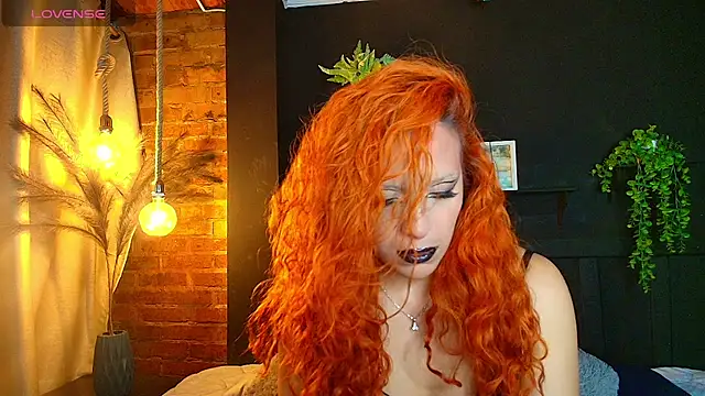 Snapshot of sahra_taylor_ chatting on 03/24/26, 03:06 sahra taylor online show from 03/24/26, 03:06