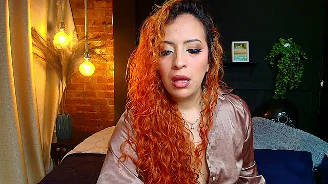 Snapshot of sahra_taylor_ chatting on 06/20/26, 01:36 sahra taylor online show from 06/20/26, 01:36