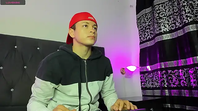 Angel Cuervo online show from 03/04/25, 12:33