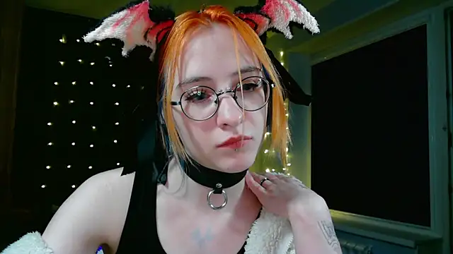 Snapshot of Honelin chatting on 12/28/24, 12:04 Honelin online show from 12/28/24, 12:04