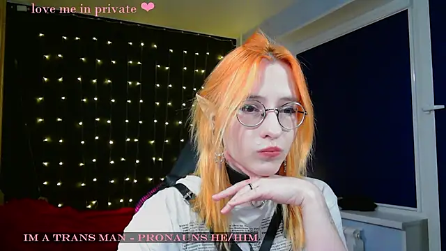 Snapshot of Honelin chatting on 02/03/25, 04:10 Honelin online show from 02/03/25, 04:10