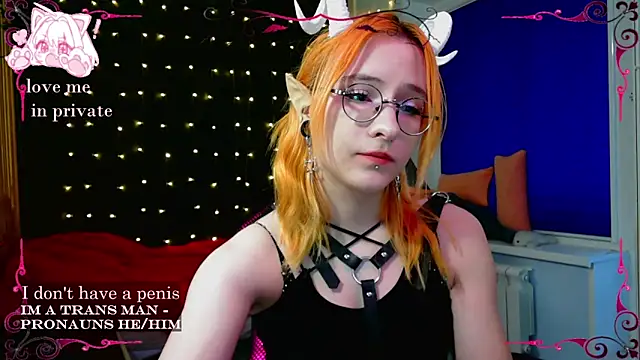 Snapshot of Honelin chatting on 03/04/25, 01:17 Honelin online show from 03/04/25, 01:17