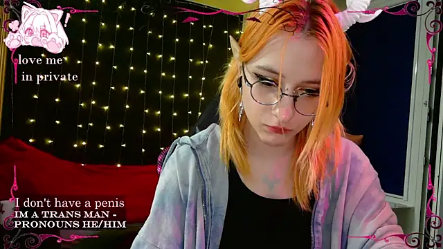 Snapshot of Honelin chatting on 03/13/25, 07:50 Honelin online show from 03/13/25, 07:50