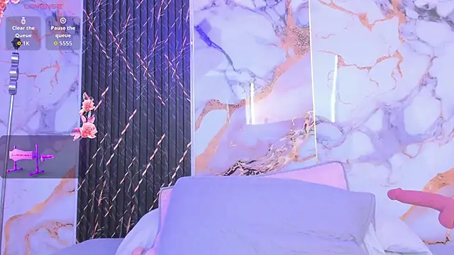 Alyson-a online show from 11/08/25, 12:16