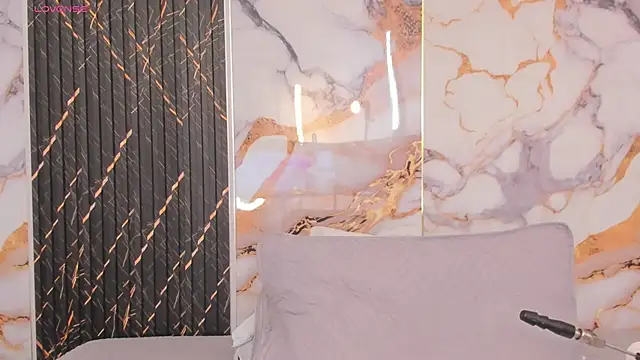 Alyson-a online show from 01/08/26, 12:51