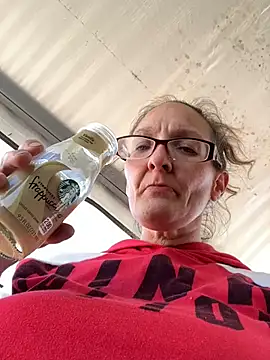 Snapshot of SweetVegasTits chatting on 02/24/25, 07:09 SweetVegasTits online show from 02/24/25, 07:09