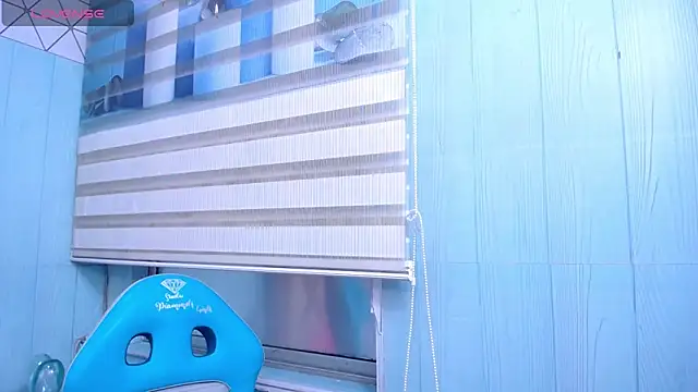 Snapshot of sweet_thalia_ chatting on 01/10/25, 07:54 sweet thalia  online show from 01/10/25, 07:54