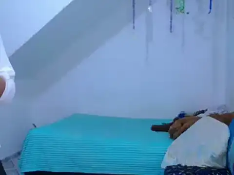 Snapshot of diamonmeli chatting on 01/24/25, 02:07 diamonmeli online show from 01/24/25, 02:07