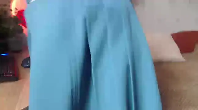 Snapshot of SunnyJoysx chatting on 03/03/25, 01:20 SunnyJoysx online show from 03/03/25, 01:20