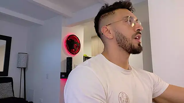 tony muscle online show from 10/30/25, 09:59