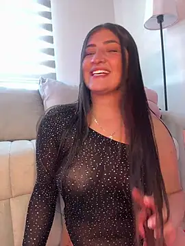 Snapshot of AhriCutte chatting on 01/21/25, 06:02 AhriCutte online show from 01/21/25, 06:02