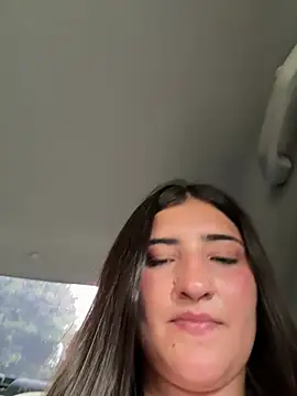 Snapshot of AhriCutte chatting on 02/06/25, 09:17 AhriCutte online show from 02/06/25, 09:17