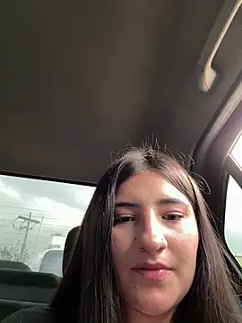 Snapshot of AhriCutte chatting on 02/17/25, 08:58 AhriCutte online show from 02/17/25, 08:58