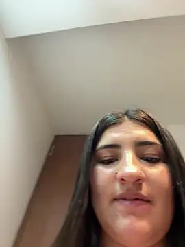 Snapshot of AhriCutte chatting on 02/22/25, 06:19 AhriCutte online show from 02/22/25, 06:19