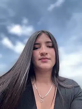 Snapshot of AhriCutte chatting on 03/12/25, 07:06 AhriCutte online show from 03/12/25, 07:06