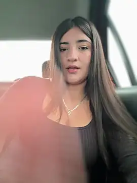 Snapshot of AhriCutte chatting on 03/14/25, 04:51 AhriCutte online show from 03/14/25, 04:51