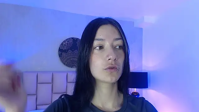 Snapshot of Zoe_Vixen chatting on 01/27/25, 12:05 Zoe Vixen online show from 01/27/25, 12:05