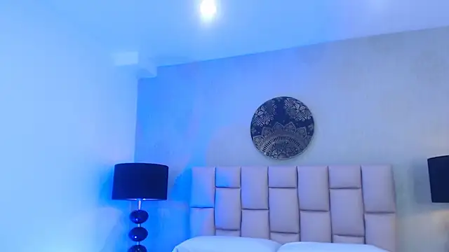 Snapshot of Zoe_Vixen chatting on 01/31/25, 12:07 Zoe Vixen online show from 01/31/25, 12:07