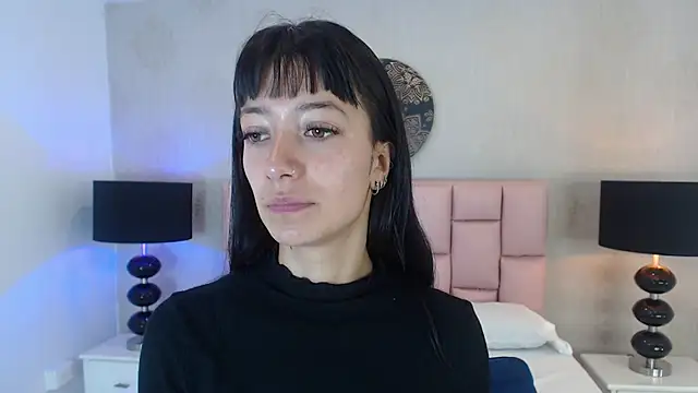 Snapshot of Zoe_Vixen chatting on 02/21/25, 12:06 Zoe Vixen online show from 02/21/25, 12:06