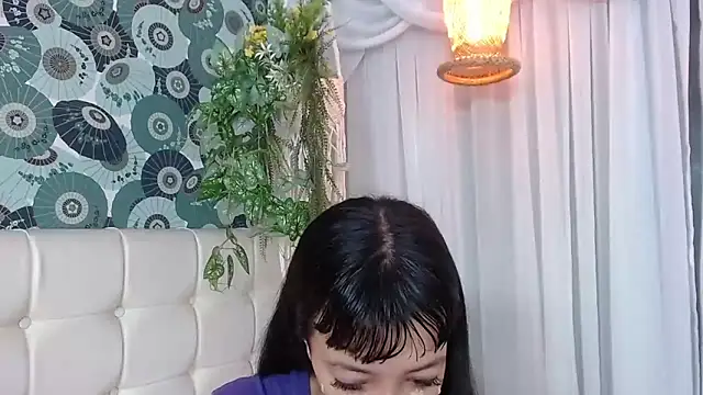 Snapshot of Zoe_Vixen chatting on 03/18/25, 12:14 Zoe Vixen online show from 03/18/25, 12:14