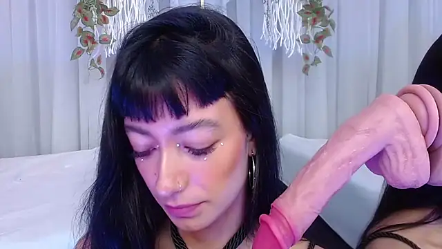 Snapshot of Zoe_Vixen chatting on 03/18/25, 03:21 Zoe Vixen online show from 03/18/25, 03:21