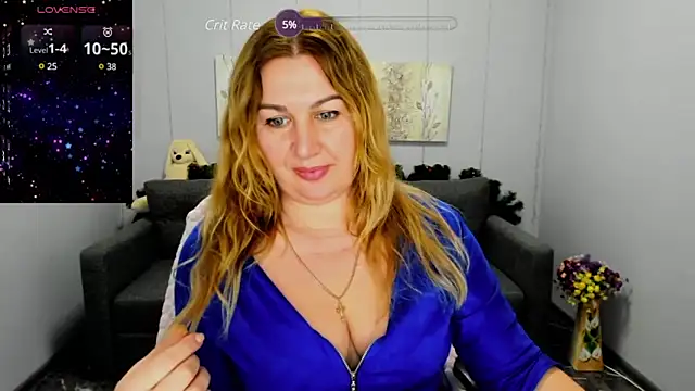 Lili Crossi online show from 12/21/24, 09:33