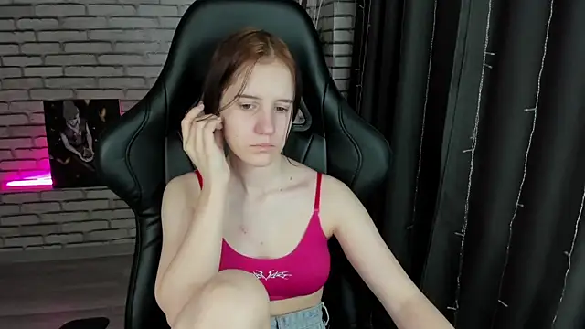 Tonya Gray online show from 01/21/25, 01:18