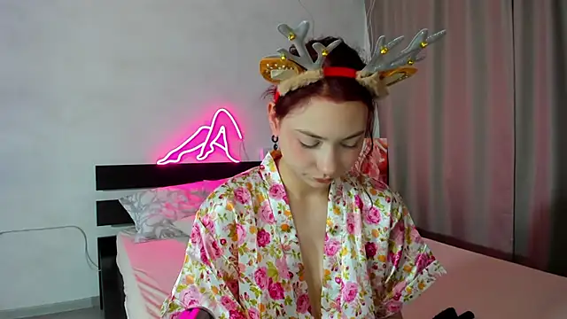 Snapshot of Miss_you_kiss chatting on 12/05/24, 02:33 Miss you kiss online show from 12/05/24, 02:33