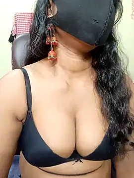 Snapshot of Jiya-Sexy chatting on 03/18/25, 02:59 Jiya-Sexy online show from 03/18/25, 02:59