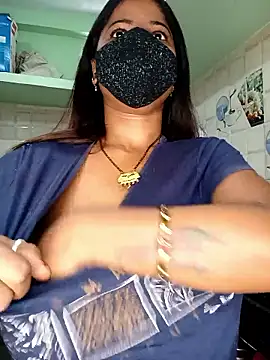 Snapshot of Jiya-Sexy chatting on 10/13/25, 03:50 Jiya-Sexy online show from 10/13/25, 03:50