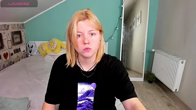 LillyDepp online show from 01/08/25, 04:22
