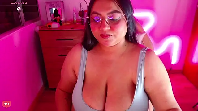 Snapshot of Rebeca_charme21 chatting on 03/09/25, 06:39 Rebeca charme21 online show from 03/09/25, 06:39