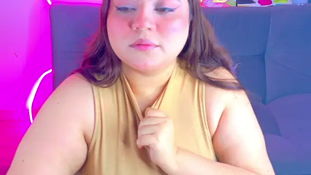 Snapshot of Rebeca_charme21 chatting on 11/04/25, 11:31 Rebeca charme21 online show from 11/04/25, 11:31