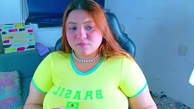 Snapshot of Rebeca_charme21 chatting on 07/20/26, 10:07 Rebeca charme21 online show from 07/20/26, 10:07