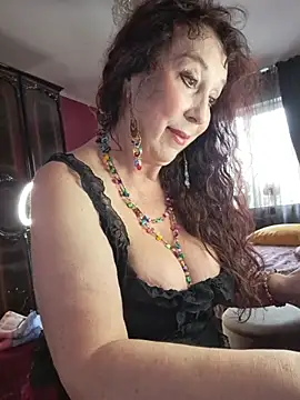 Snapshot of GypsyEsmeralda chatting on 04/26/26, 07:17 GypsyEsmeralda online show from 04/26/26, 07:17