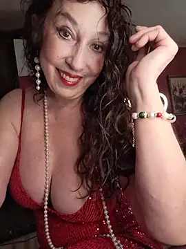 Snapshot of GypsyEsmeralda chatting on 06/04/26, 06:41 GypsyEsmeralda online show from 06/04/26, 06:41