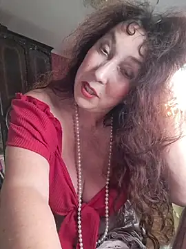 Snapshot of GypsyEsmeralda chatting on 06/26/26, 03:49 GypsyEsmeralda online show from 06/26/26, 03:49