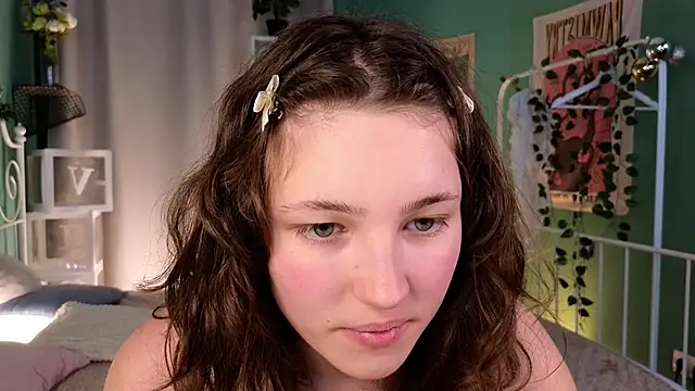 cherry lea online show from 01/04/25, 02:56