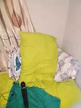 Snapshot of FreakySag_8888 chatting on 12/10/24, 01:00 FreakySag 8888 online show from 12/10/24, 01:00