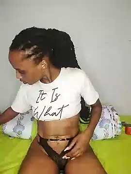 Snapshot of FreakySag_8888 chatting on 12/24/24, 06:22 FreakySag 8888 online show from 12/24/24, 06:22