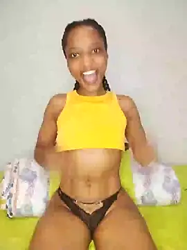 Snapshot of FreakySag_8888 chatting on 12/28/24, 04:30 FreakySag 8888 online show from 12/28/24, 04:30