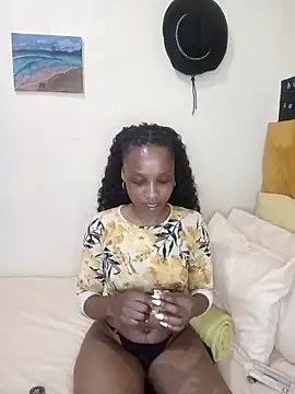 Snapshot of FreakySag_8888 chatting on 10/20/25, 09:32 FreakySag 8888 online show from 10/20/25, 09:32