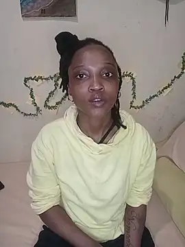 Snapshot of FreakySag_8888 chatting on 11/07/25, 04:45 FreakySag 8888 online show from 11/07/25, 04:45