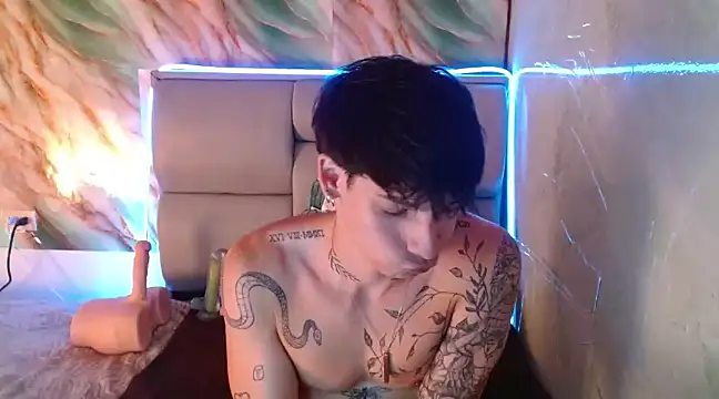 Apolo Hidalgo01 online show from 03/18/25, 04:59