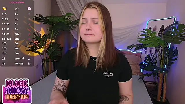 Snapshot of Alice_Walters chatting on 11/23/25, 03:34 Alice Walters online show from 11/23/25, 03:34