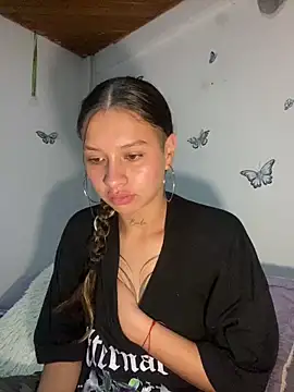 Snapshot of Andi9_ chatting on 12/06/24, 02:46 Andi9 online show from 12/06/24, 02:46