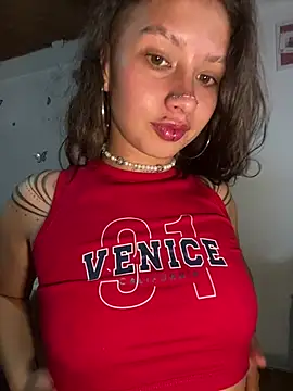 Snapshot of Andi9_ chatting on 12/20/24, 02:30 Andi9 online show from 12/20/24, 02:30